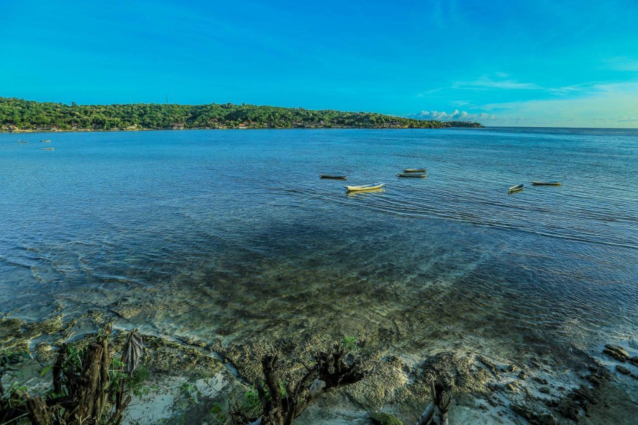 Putu Lembongan Lodge Exterior photo